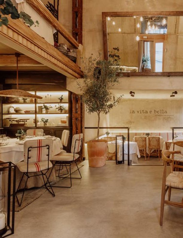 16 restaurantes de Madrid que convierten la hora de comer en toda una experiencia. ¡No querrás perderte su decoración!