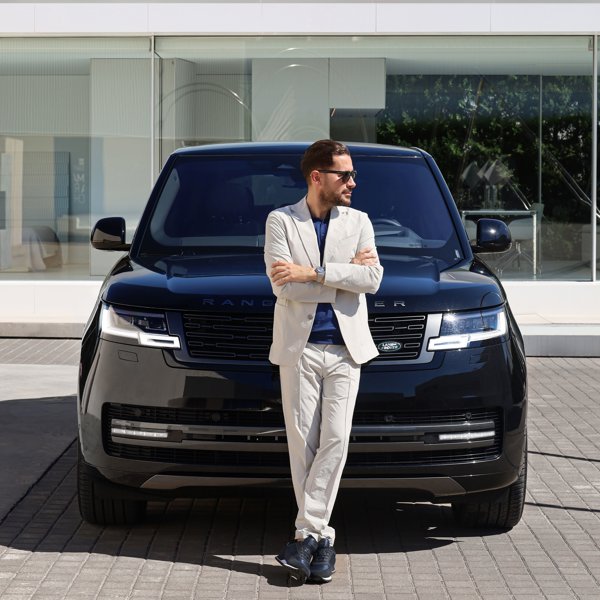 El arquitecto Fran Silvestre y Range Rover, unidos por la elegancia y la innovación