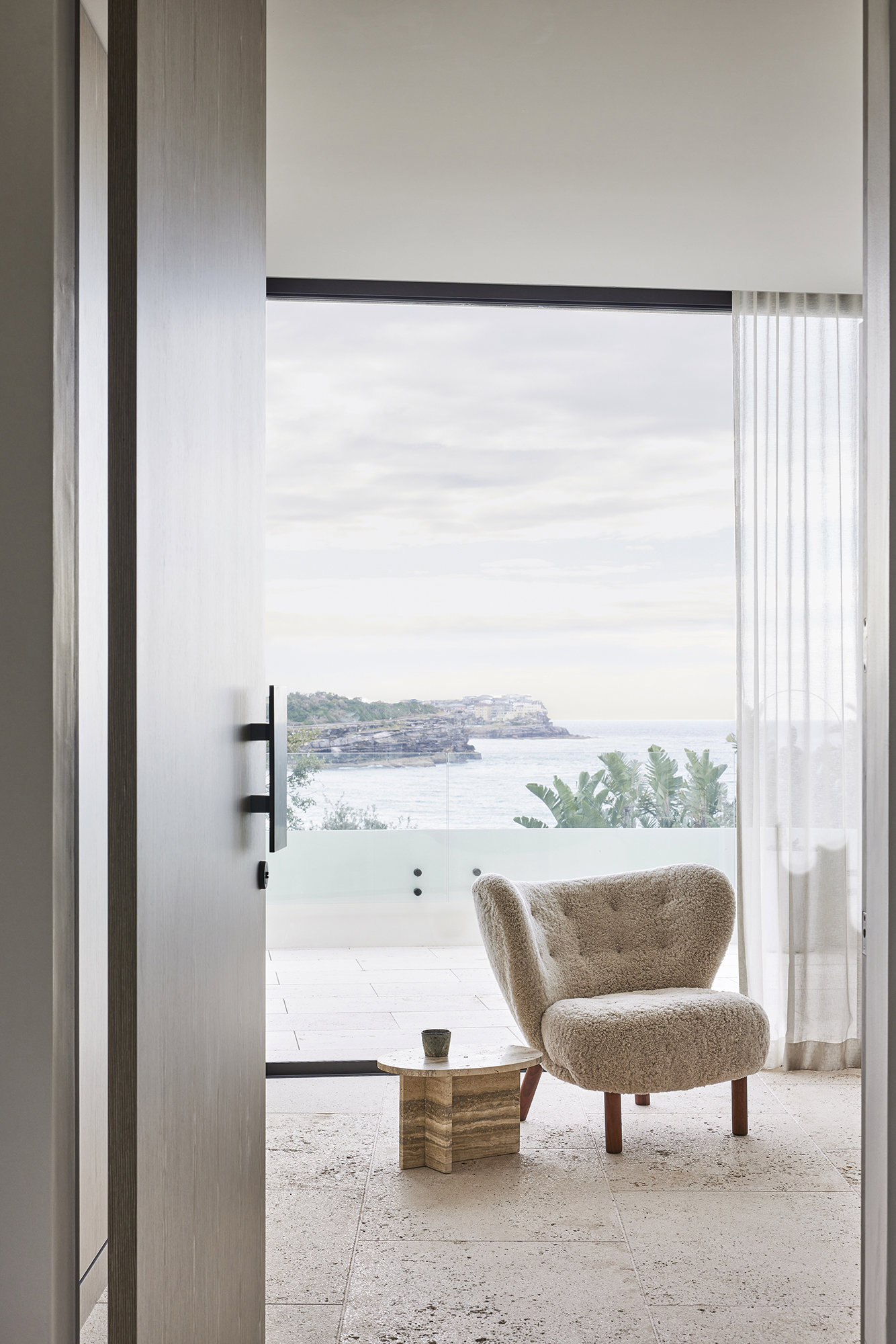 bronte beach house Tom Mark Henry 12