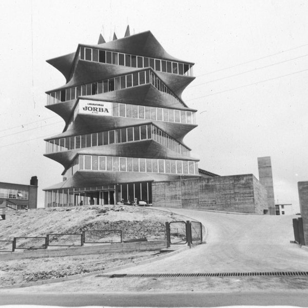 Estas son las 5 demoliciones más polémicas de edificios de Madrid (con imágenes para el recuerdo)