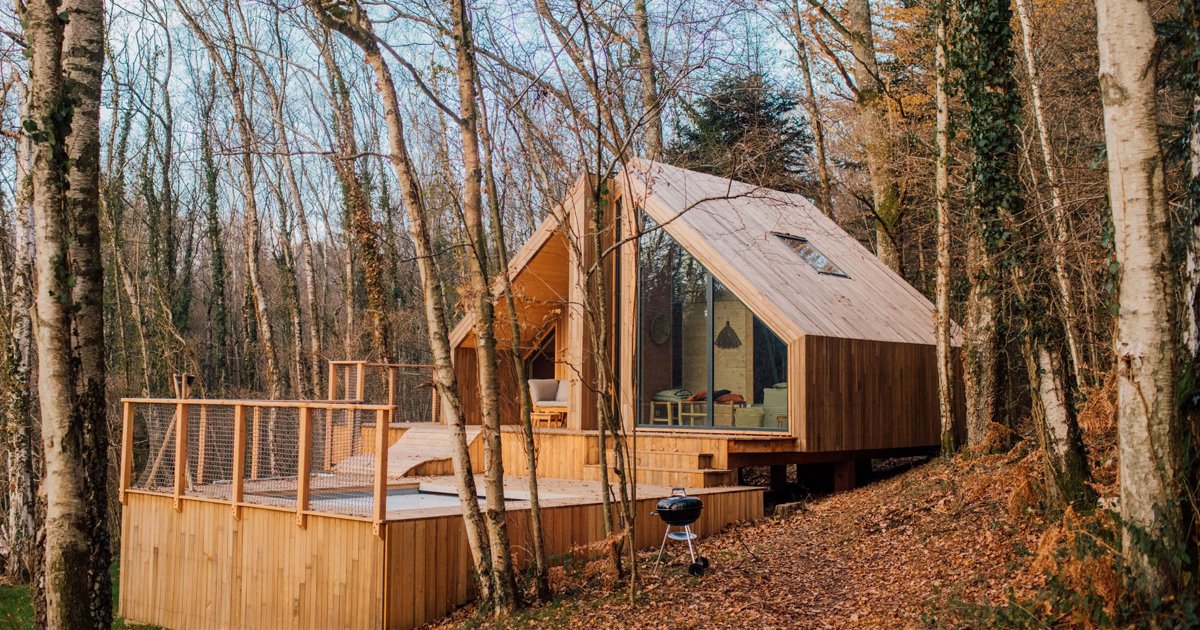 3 cabañas de madera para alquilar y vivir en el bosque: ¡son tan acogedoras  que no sabrás cuál elegir!