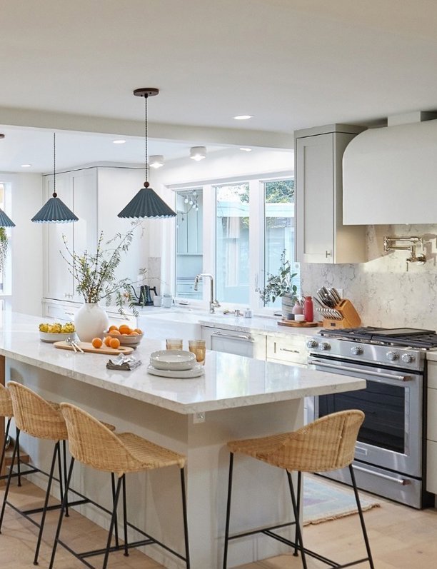 Estas 10 cocinas reformadas por los hermanos Scott nos muestran que el open concept sigue más de moda que nunca