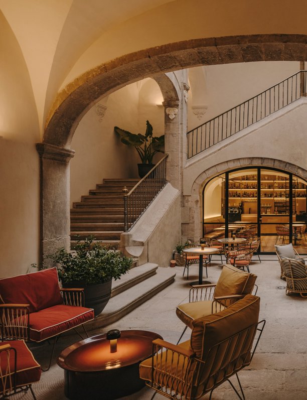 Así se reforma un palacete del siglo XVIII: ahora es un hotel en Girona donde se respira un lujo sin pretensiones