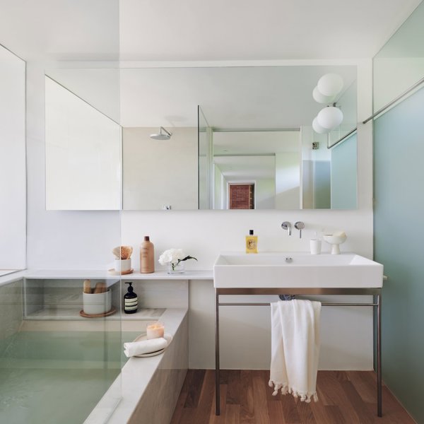 8 accesorios de baño que elevarán tu estancia a otro nivel: prácticos, elegantes y en tendencia