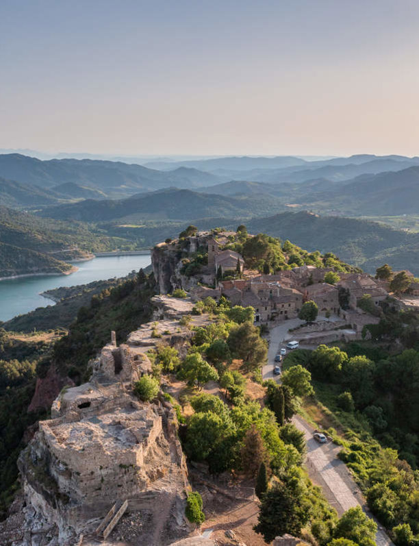 Según National Geographic, este es el pueblo más bonito de España para visitar en el mes de marzo (y está en Tarragona)